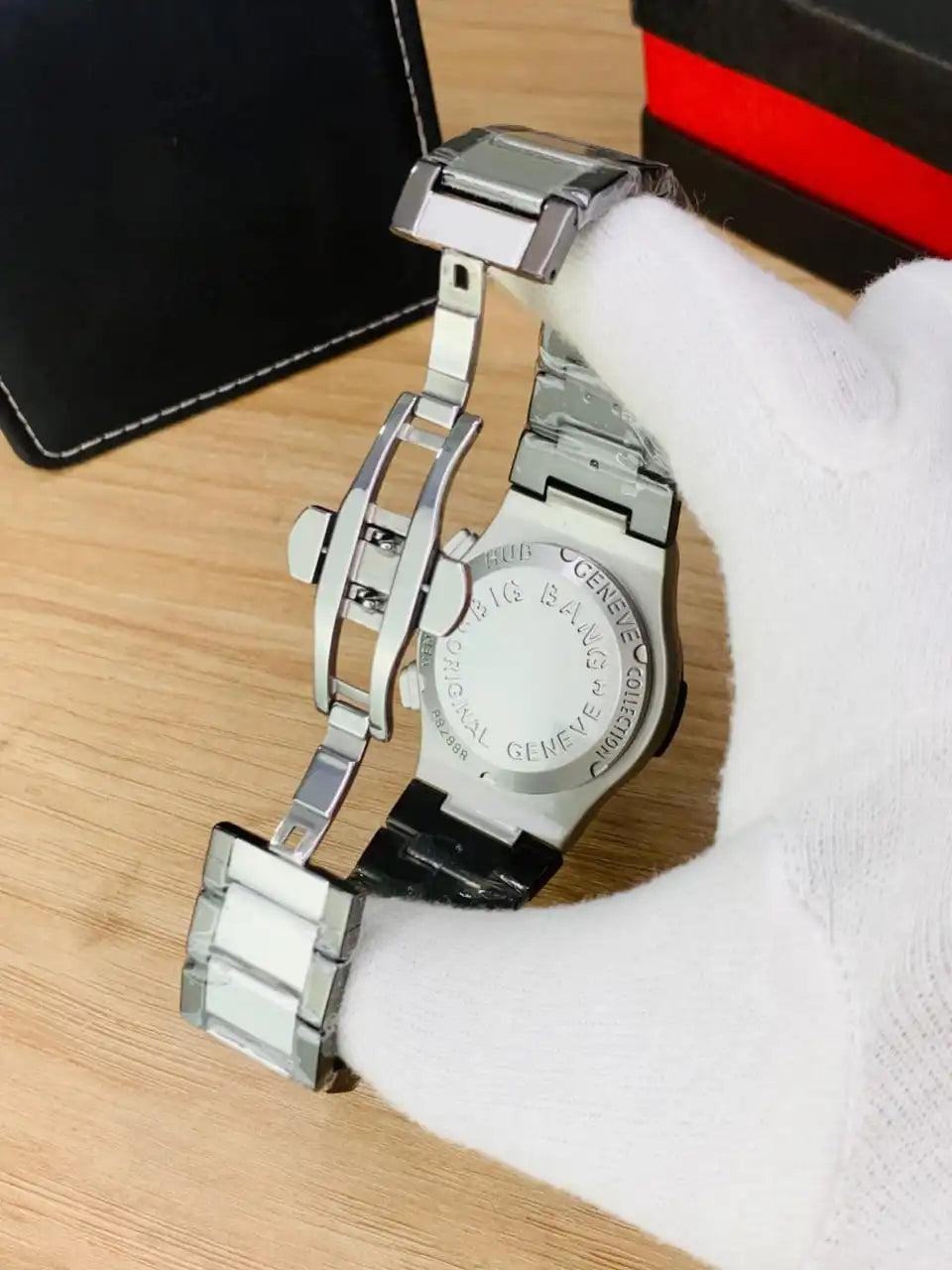 Reward Men’s Luxury Two-Tone Stainless Steel Watch in Pakistan – Black Dial with Date Display